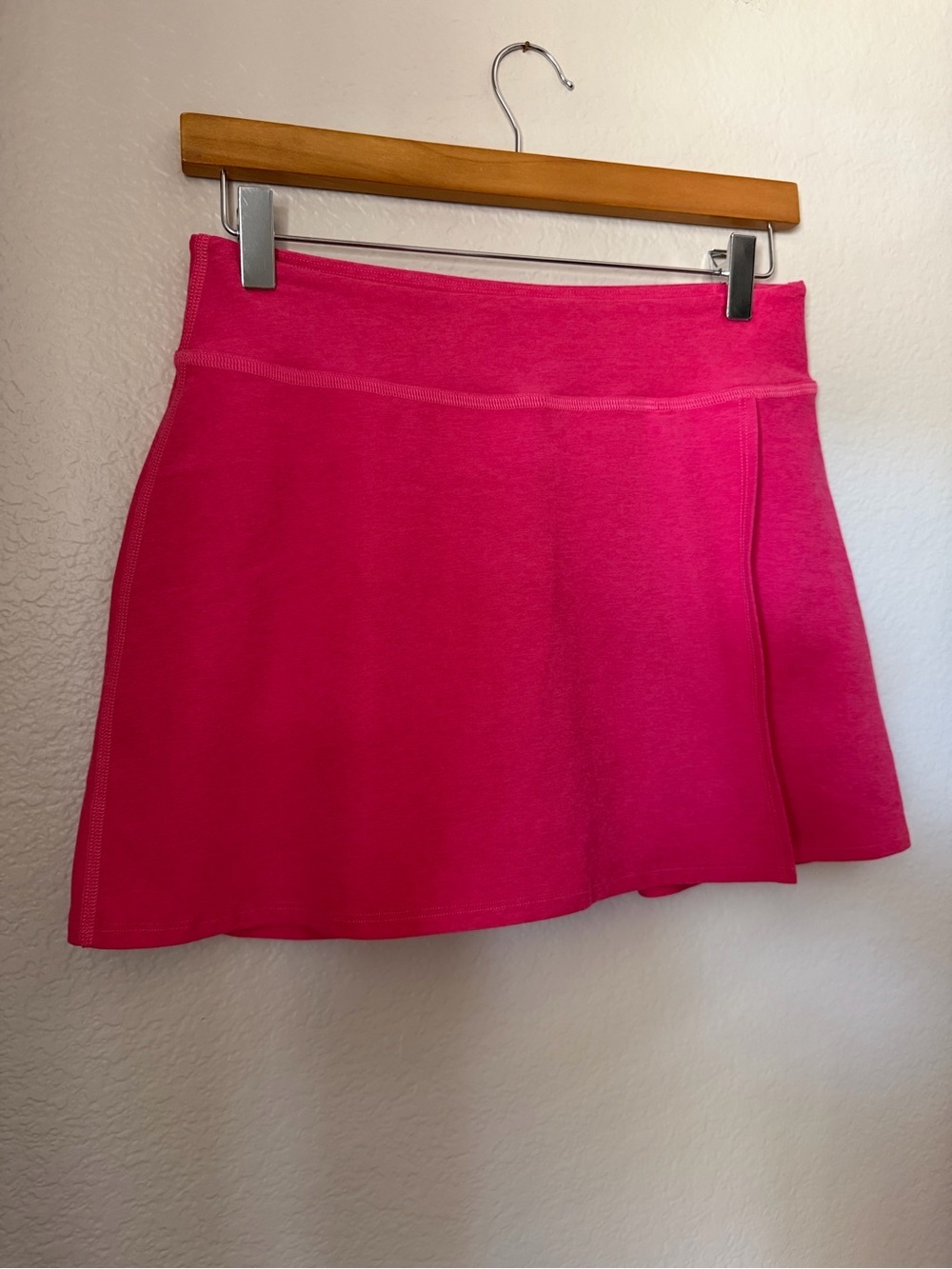Beyond Yoga Women's Pink Skort - Picture 3 of 7
